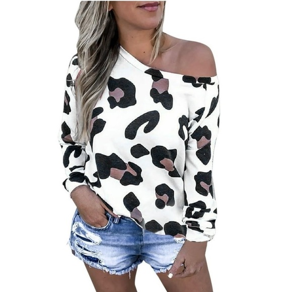 Women’s Off-Shoulder Cheetah Leopard Animal Print Long Sleeve Top - Picture 2 of 6